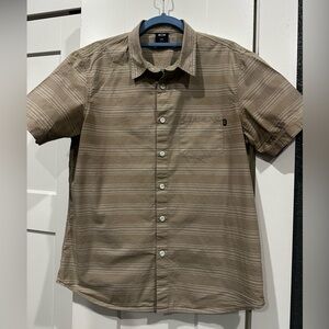 Men’s Oakley Button Down Shirt Short Sleeve Size Medium Tam Striped